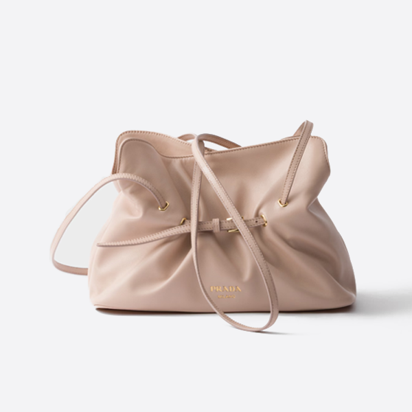 プラダの新作クラウドバッグ 1BG586