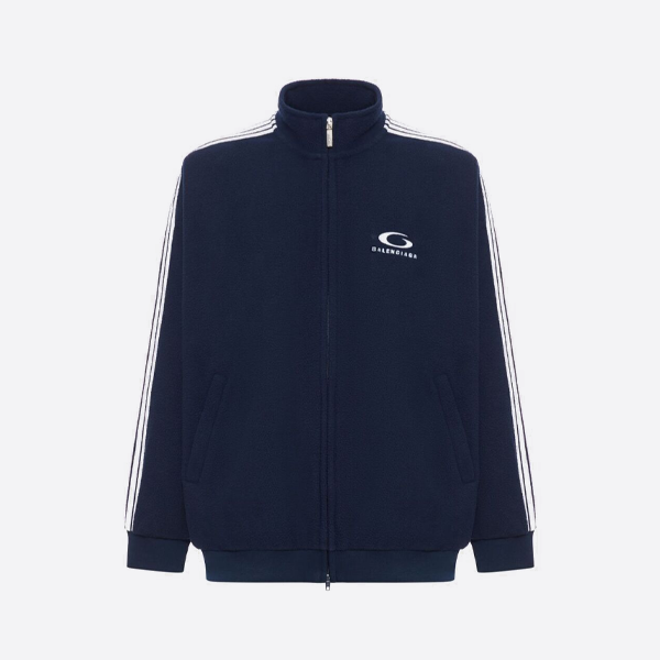 バレンシアガの5BARリング、ポーラーフリース刺繍スーツ、スタンドカラージャケット