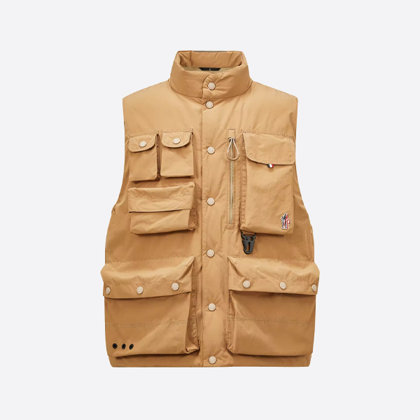 モンクレール グースダウンベスト（カーキ）