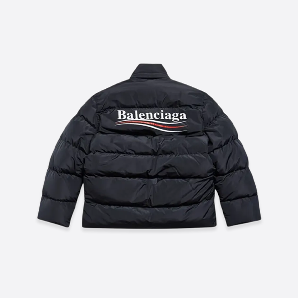 バレンシアガのダウンジャケット