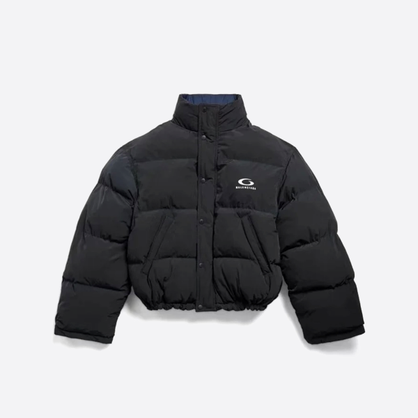 バレンシアガの安全ピン付きダブルフェイスパデッドジャケット