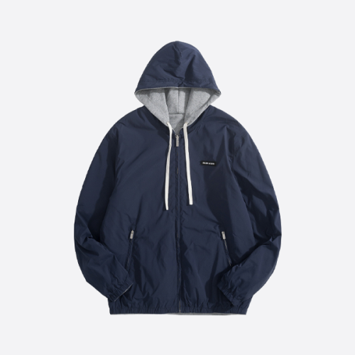 小さなロゴパッチ付きミュウミュウリバーシブルフードジャケット